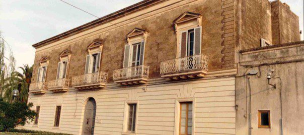 Palazzo Comi a Lucugnano